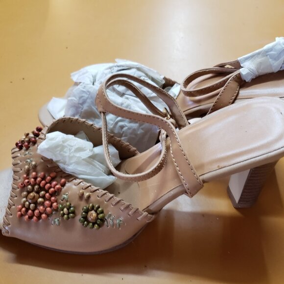 Embellished Platform Sandals and Purse - Picture 8 of 10